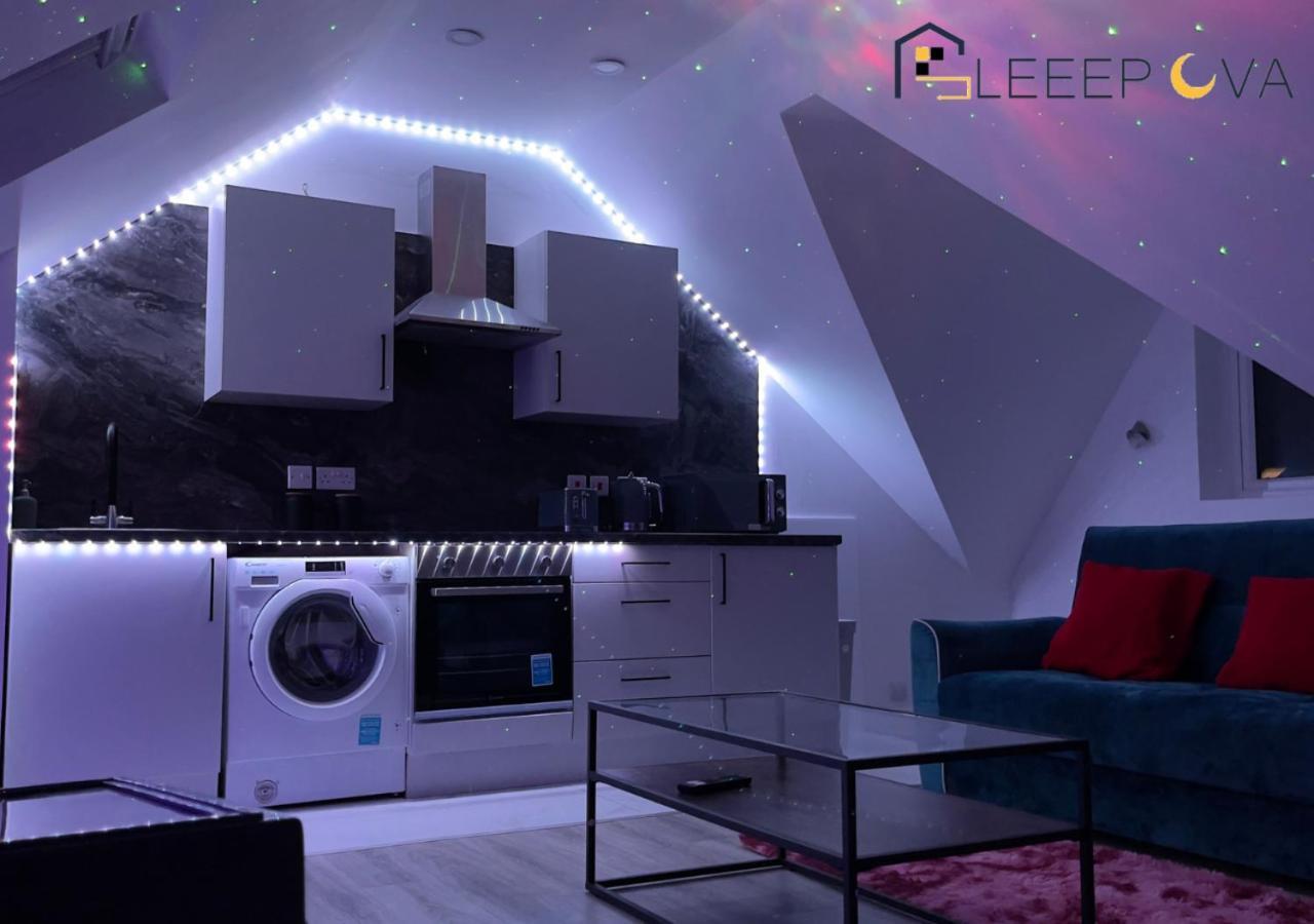 Last-Minute Reserve L Premium Deals L Luxury & Modern 1 Bedroom Apartment 5Plus Guests Couples Families Business Sleepova Short Lets & Serviced Accommodation London