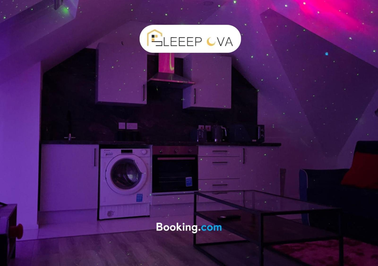 Last-Minute Reserve L Premium Deals L Luxury & Modern 1 Bedroom Apartment 5Plus Guests Couples Families Business Sleepova Short Lets & Serviced Accommodation Apartment London